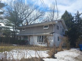 3821 Clarnin St, Parchment, MI 49004