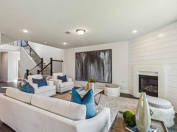 The Glenshire - Family Room