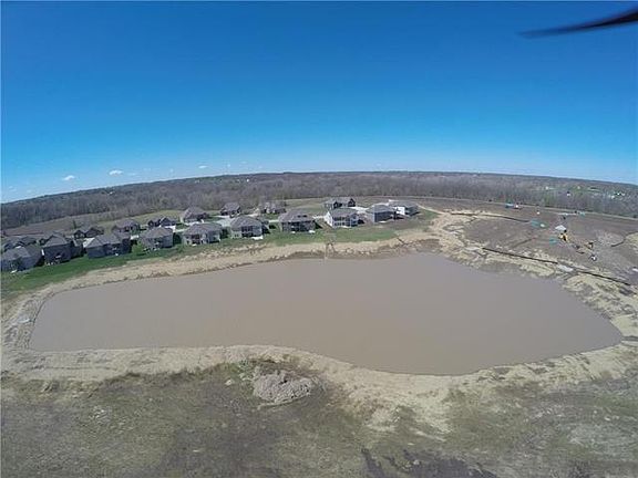 3rd image of 2145 Foxtail Dr