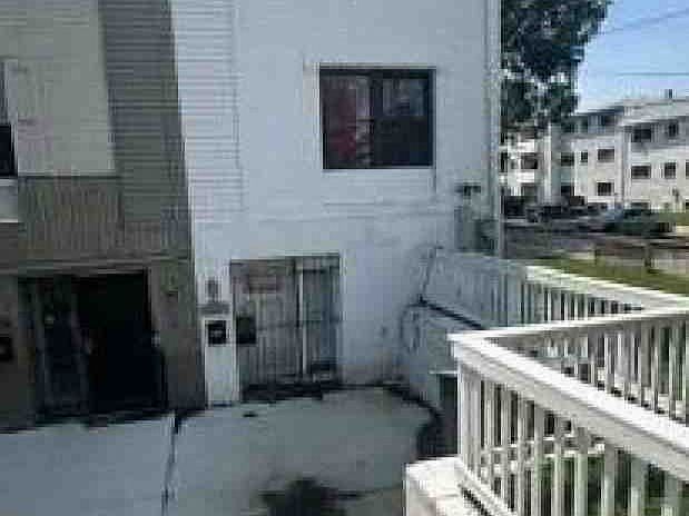 2nd image of 2831 Q St SE