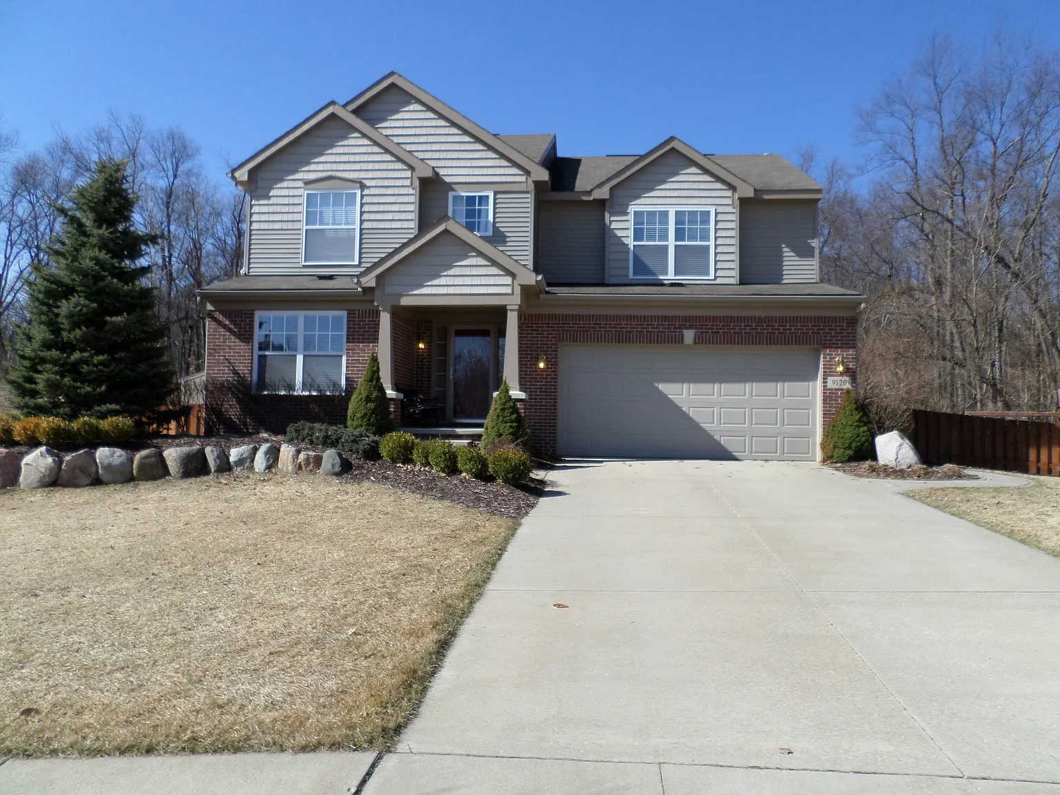 9120 Lyndenglen Ct photo 1