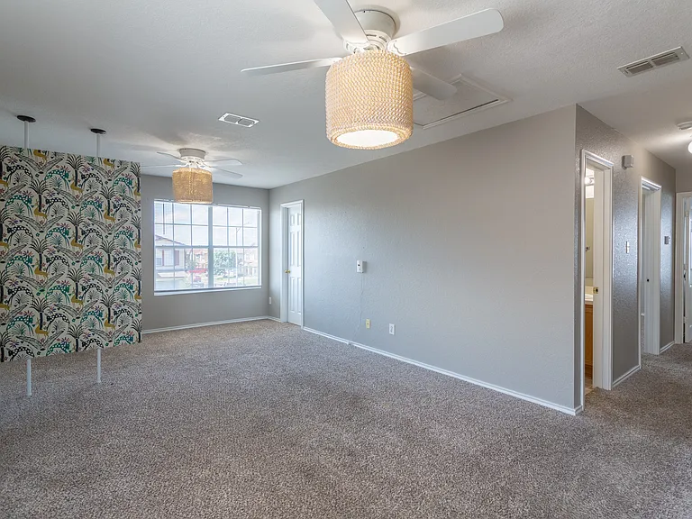7711 Windview Way — Photo 26