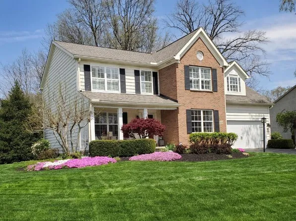 6690 Hermitage Dr, Westerville, OH 43082