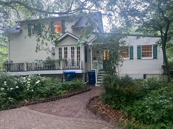 700 Illinois Rd, Wilmette, IL 60091