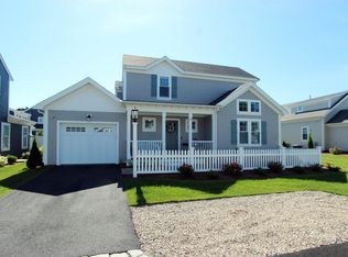 43 Cobblestone Cir, Mashpee, MA 02649