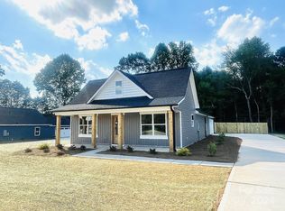 525 Blacksnake Rd, Stanley, NC 28164