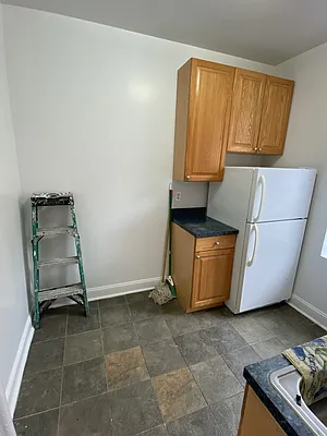 Rented by Legacy Realty Group NYC LLC | media 8