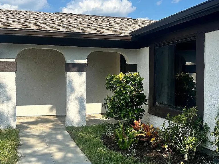 1458 Port Malabar Blvd NE — Photo 2