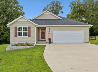 111 Fiddlers Ct, Pulaski, TN 38478