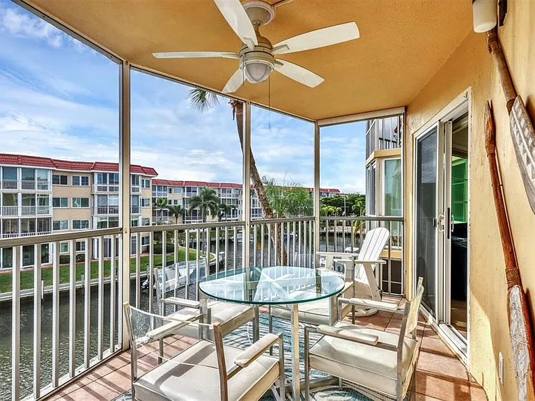 1250 N Portofino Dr #303 — Photo 21