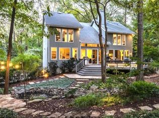 808 Pinehurst Dr, Chapel Hill, NC 27517