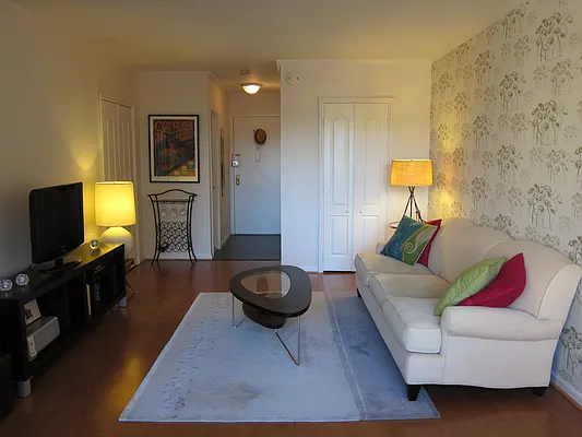 Sold by Owner | media 8