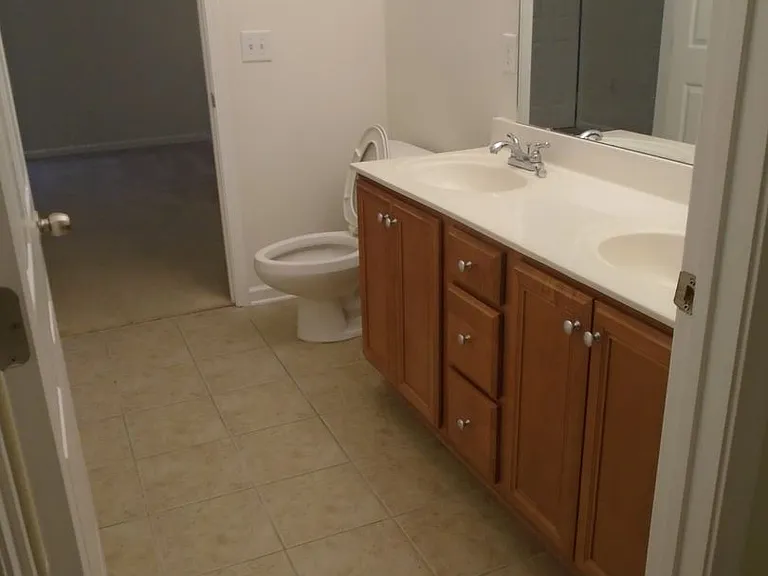 635-206 Marshtree Ln — Photo 17
