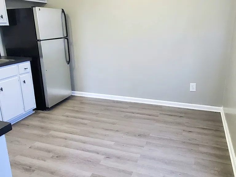 1812 London Church Rd NE #2B — Photo 3