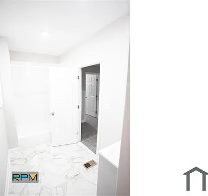 2 bed, $1,900 — Photo 2