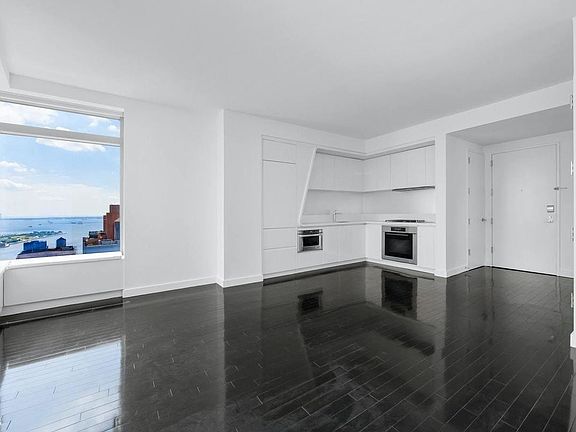 5th image of 123 Washington St APT 48F