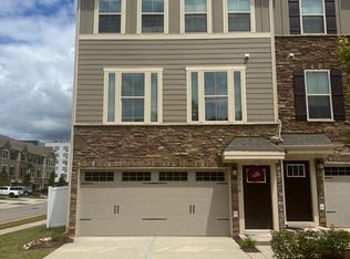 128 Lanyard Dr E, Mooresville, NC 28117