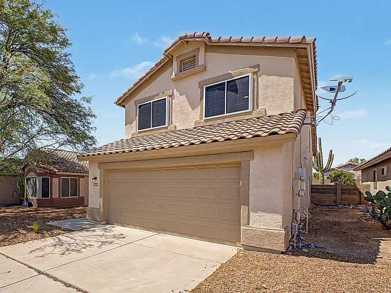 2656 W Mountain Heights Ct — Photo 3