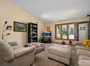 1056 109th Ave NE, Blaine, MN 55434