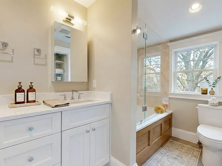 101 Sumner Rd #3 — Photo 12