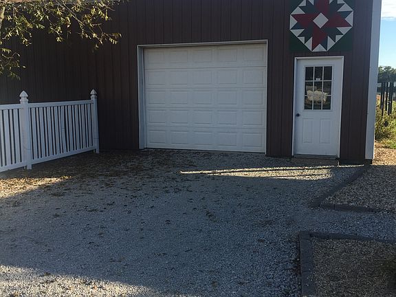 Garage 24x45 concrete floor