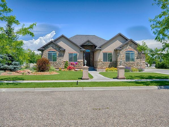 347 Yukatan Way