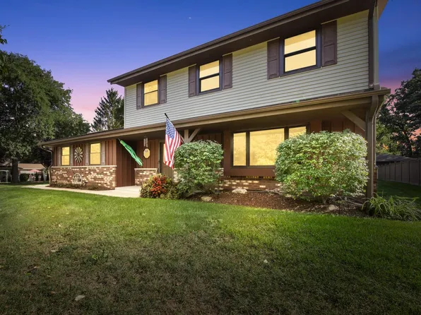 3003 West Grange AVENUE, Greenfield, WI 53221