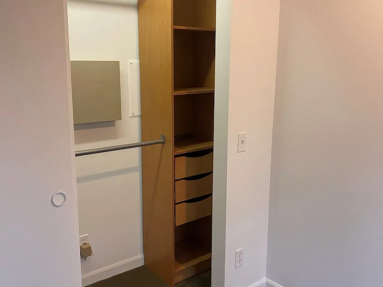 2516 E Denny Way #F — Photo 28