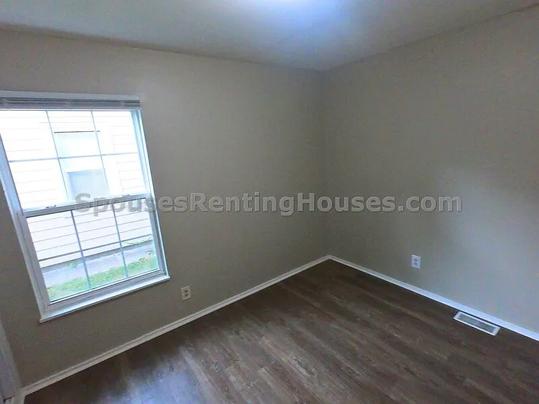 1909 N Colorado Ave — Photo 11