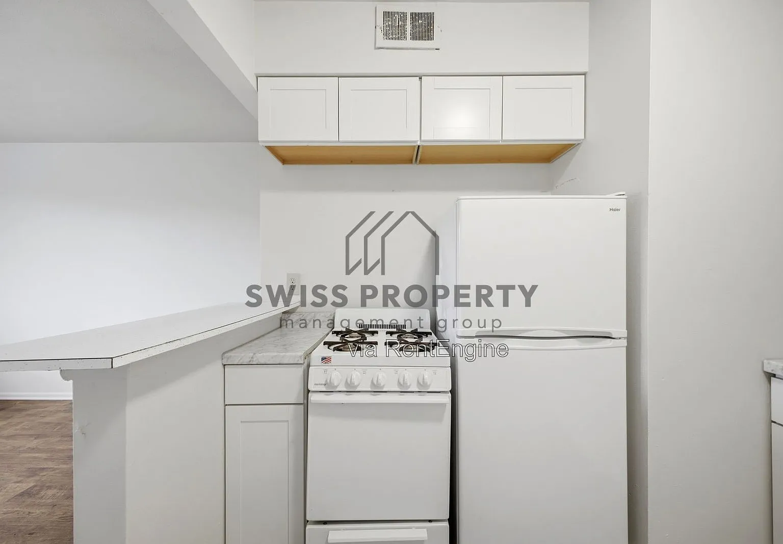2 bed, 1.0 bath, 674 sqft, $1,000 — Photo 4