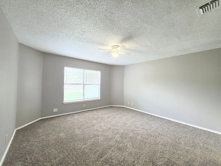 8562 Serene Ridge Dr — Photo 24