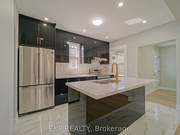 3rd image of 1509 Main St E