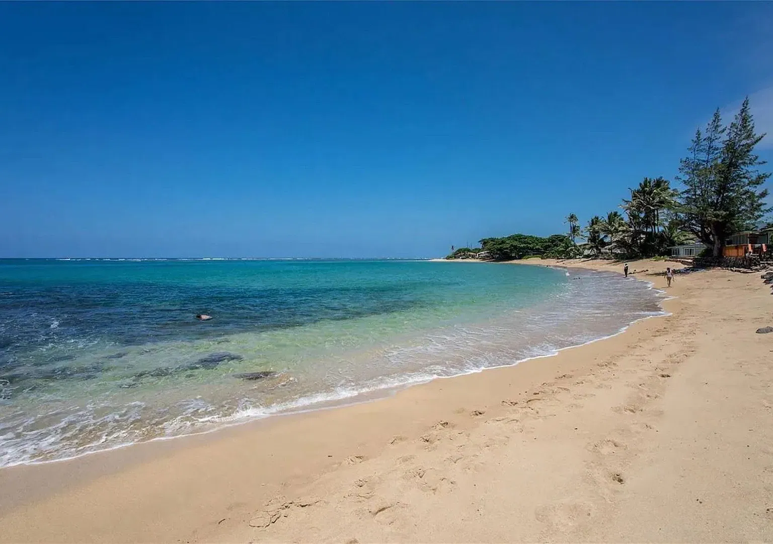 Fully Furnished Oceanfront Home on Oahu's North Shore - $4,100/mo - Available 12/1 — Photo 1