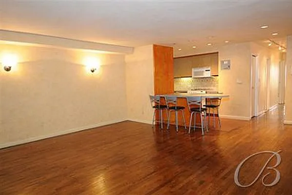 Sold by Bellmarc Realty | media 7