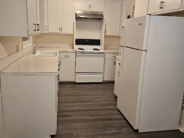 513 N Oak Ave #1/2, Owatonna, MN 55060