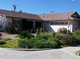 5487 Parkmor Rd, Calabasas, CA 91302