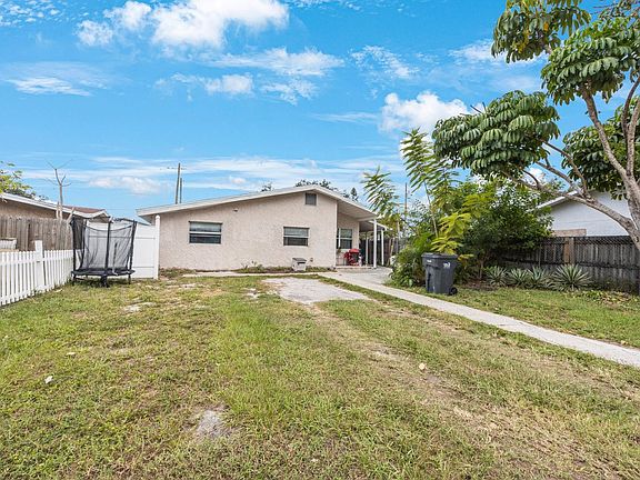 2nd image of 4540 41st Ave N #B