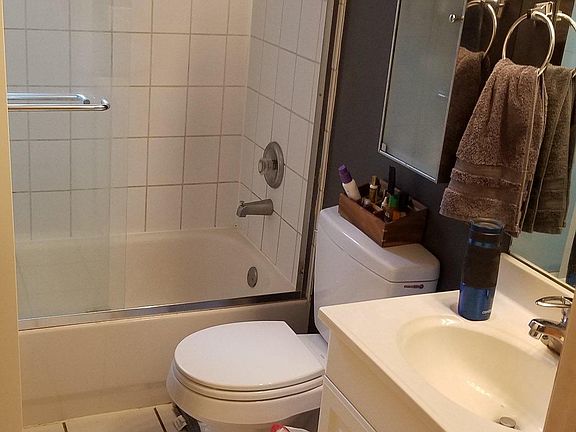 5th image of 1520 S Wabash Ave APT 4S