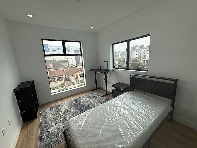 1st image of 1200 W 37th Dr Room 5