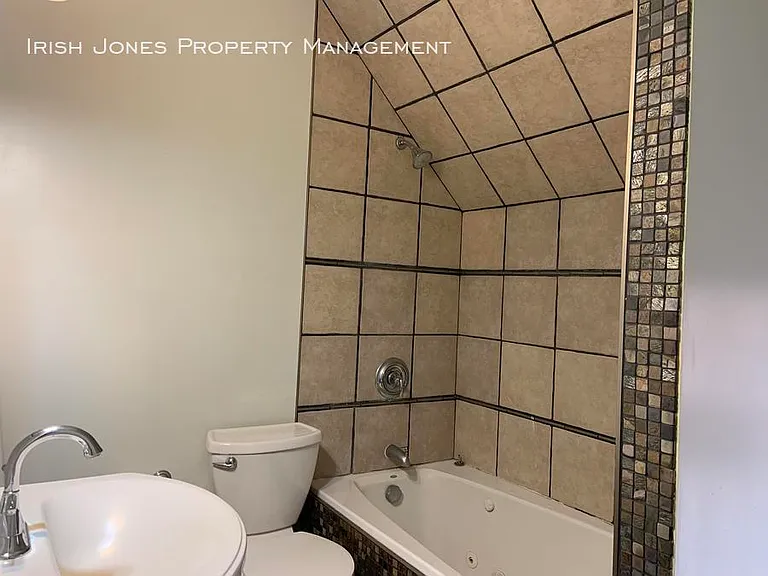 330 Bryant St — Photo 5