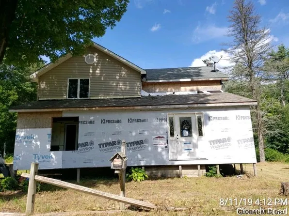 132 Church Rd, Johnstown, NY 12095