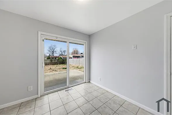 850 Saint Bartholomew Dr — Photo 12