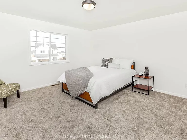 820 Cathy Dr W — Photo 23