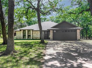 115 Camelot Dr, Weatherford, TX 76086