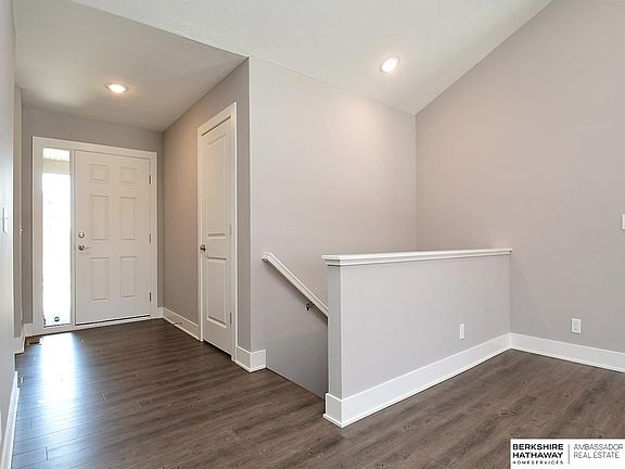 5th image of 2710 Piney Creek Dr