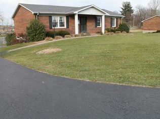 160 W Eagle Pass Rd, Elizabethtown, KY 42701