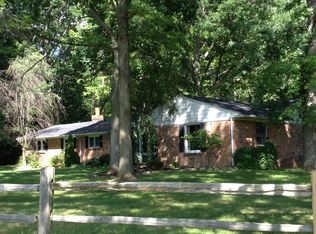 27900 N Dixboro Rd, South Lyon, MI 48178