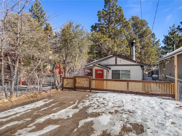 463 Cedar Ln, Sugarloaf, CA 92386