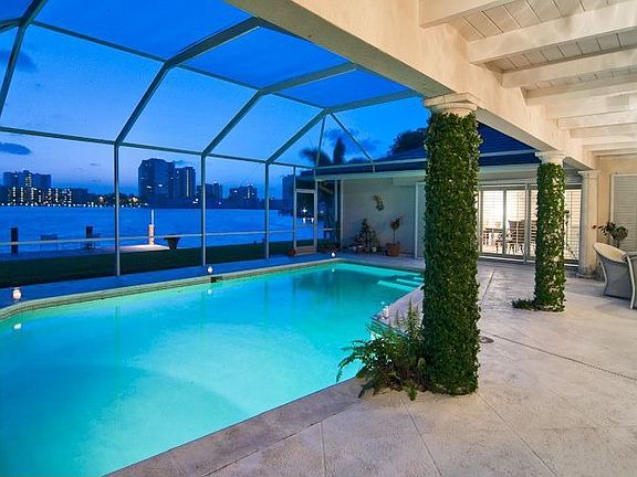 See more photos at MichaelLawler.com