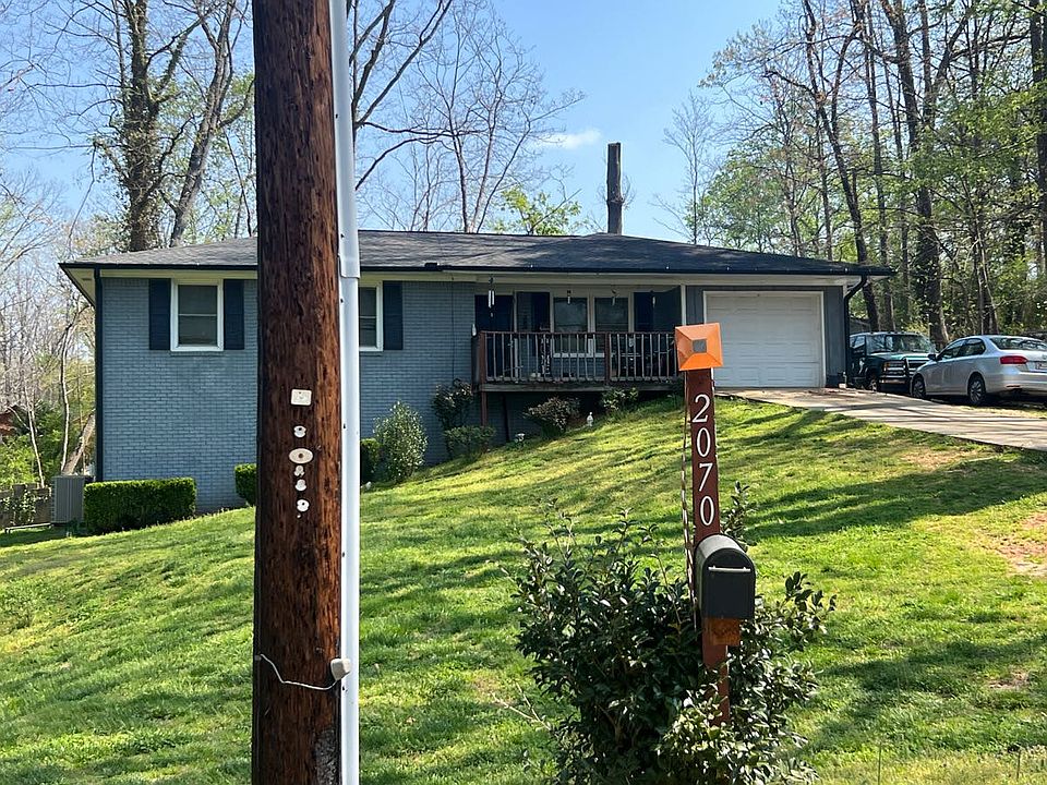 1st image of 2070 Garden Rd